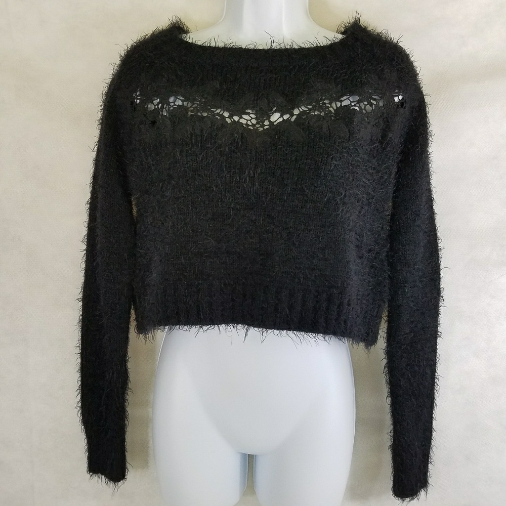 Millau fuzzy cropped sweater with cutout detail